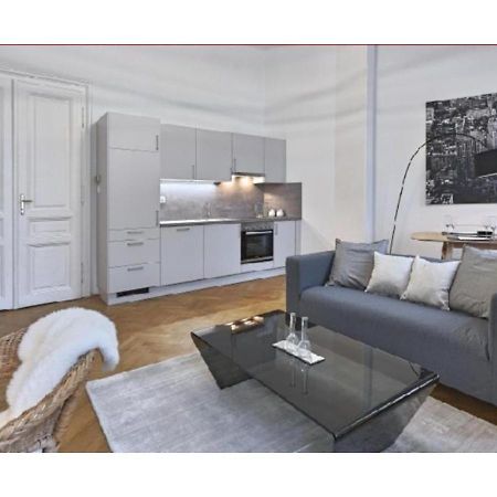 Luxurious, 2 Min To Casino And Roemertherme Apartamento Baden Exterior foto