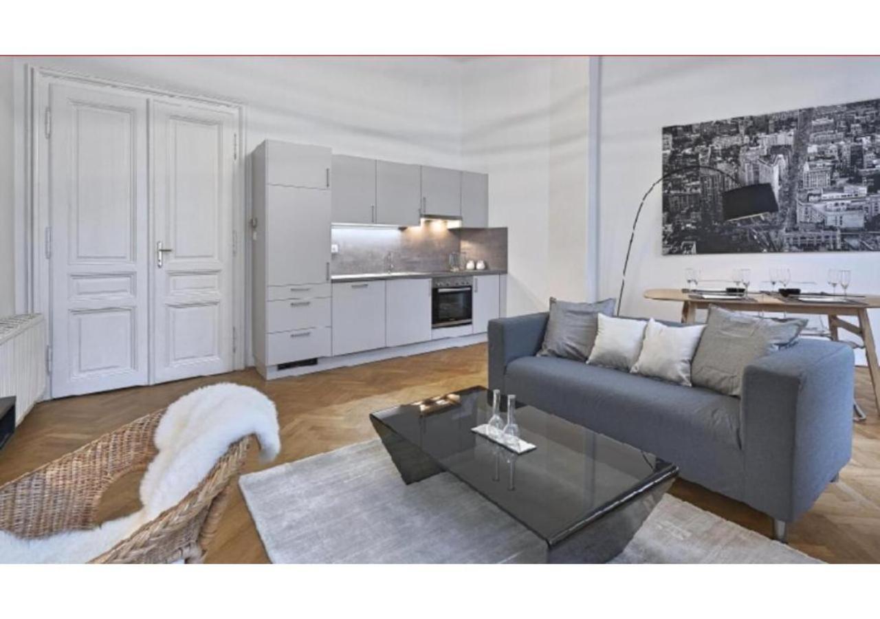 Luxurious, 2 Min To Casino And Roemertherme Apartamento Baden Exterior foto
