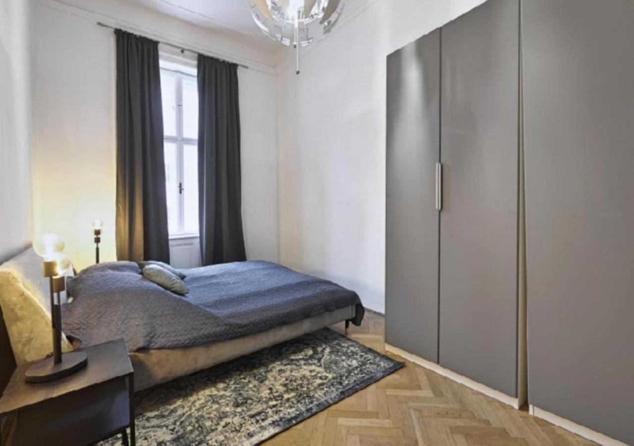 Luxurious, 2 Min To Casino And Roemertherme Apartamento Baden Exterior foto