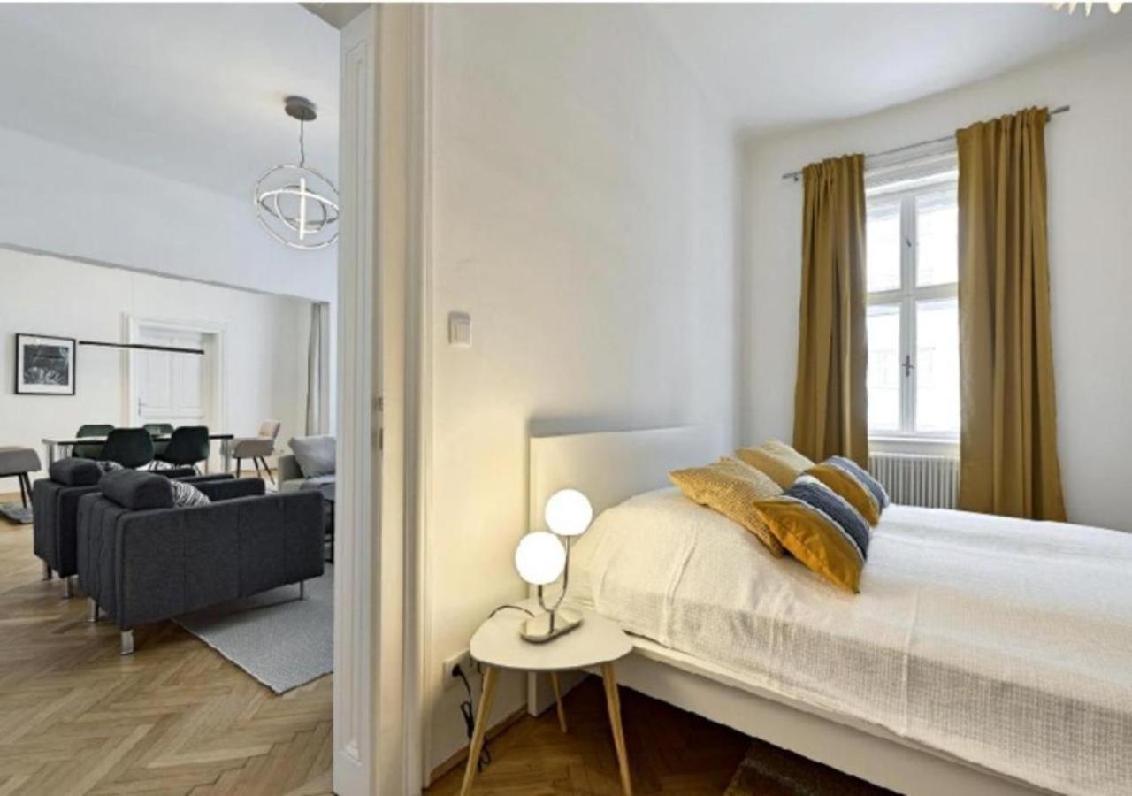 Luxurious, 2 Min To Casino And Roemertherme Apartamento Baden Exterior foto