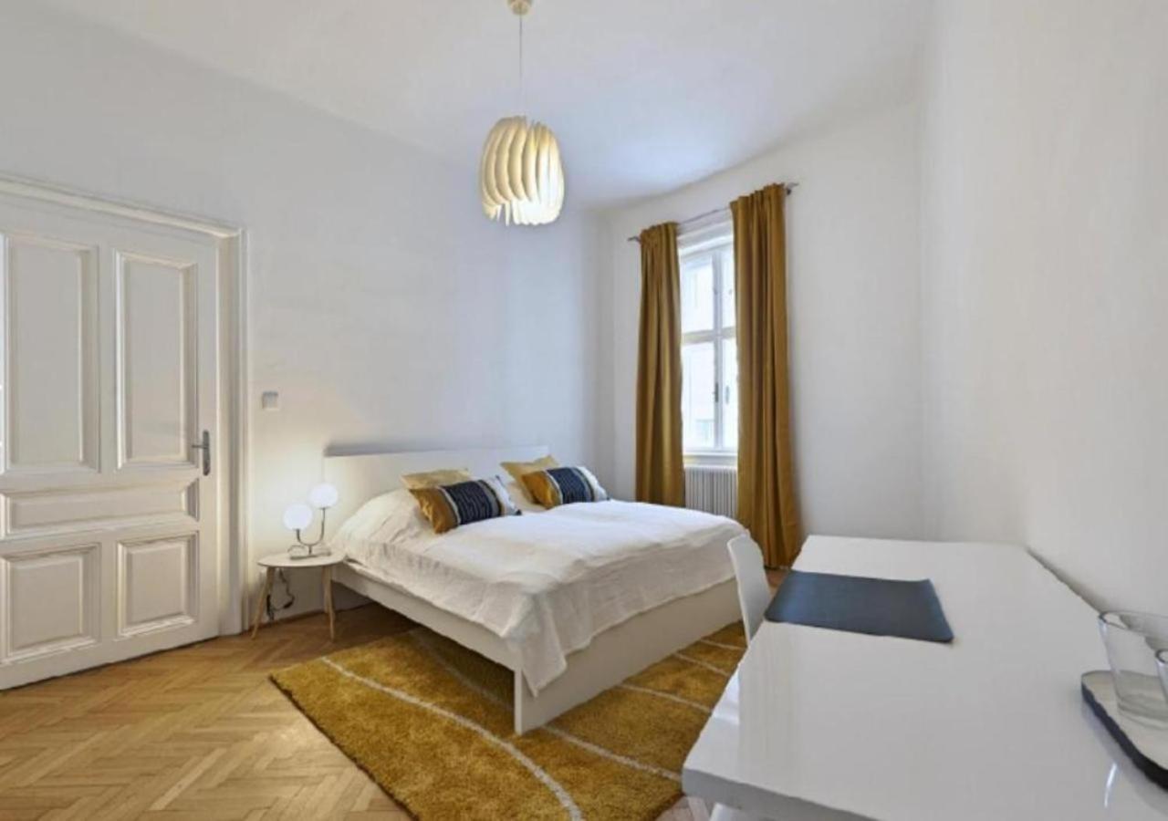 Luxurious, 2 Min To Casino And Roemertherme Apartamento Baden Exterior foto