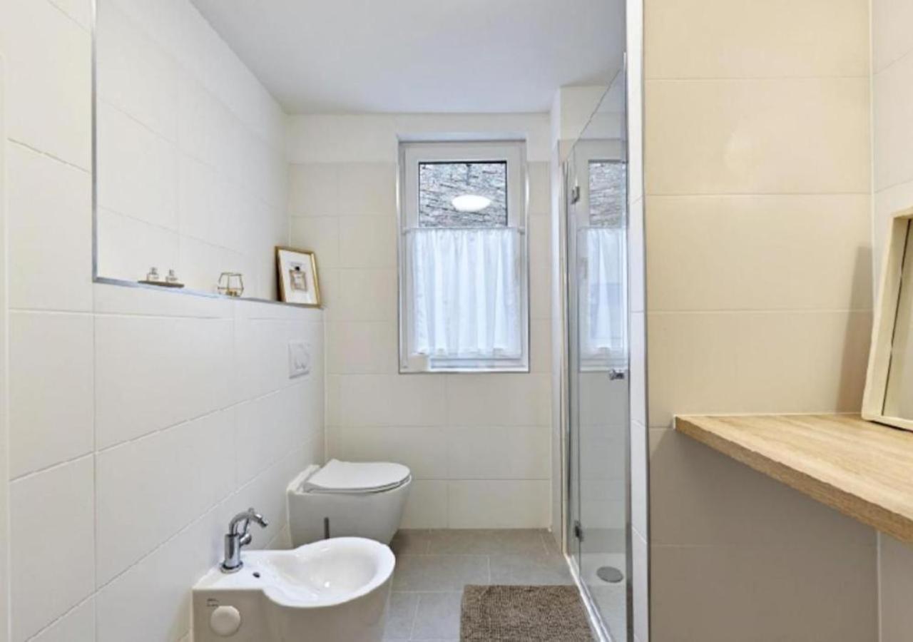 Luxurious, 2 Min To Casino And Roemertherme Apartamento Baden Exterior foto